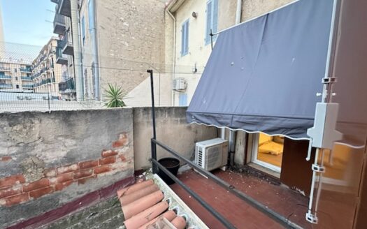 Appartement T3 – 1er étage dans un immeuble ancien