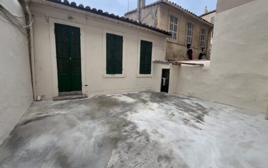 T2 fond de cour vendu loué