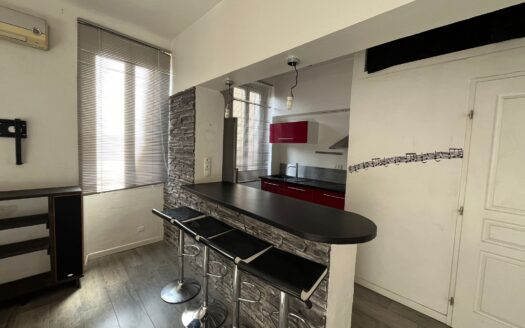 IDEAL INVESTISSEUR- T1/2 vendu loué proximité Baille