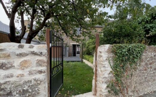 The Brece House Confort Modern et Style – Modern Comfort