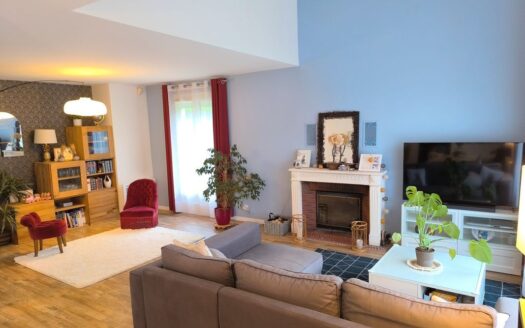 Maison Familiale de 6 Pièces – 154 m²