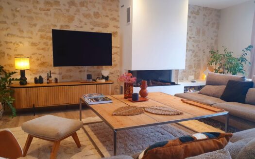 Au cœur d’Uzès, propriété familiale avec maison d’amis/piscine/jardin/garage