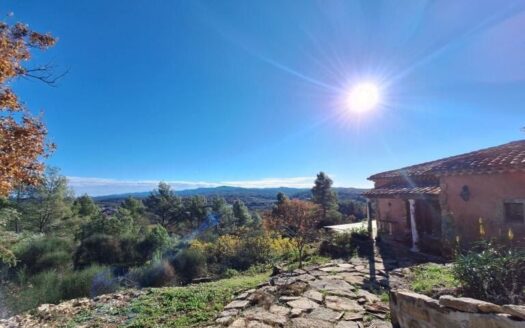 Particulier vends maison besse sur issole 83
