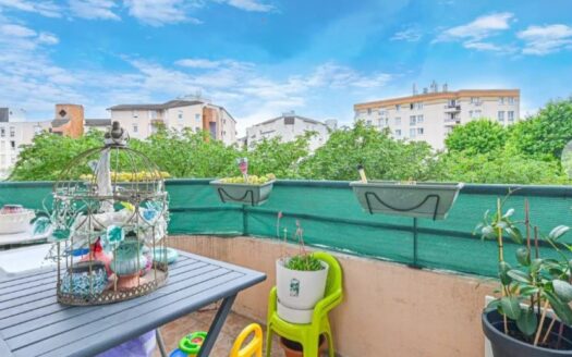 IDÉAL PREMIER ACHAT OU FAMILLE – Appartement rénové de 3 pièces à Créteil