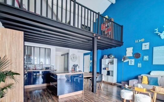 Appartement T4 Duplex avec piscine et parkings