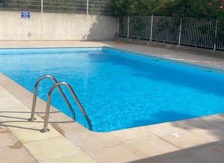T2 Montolivet + piscine