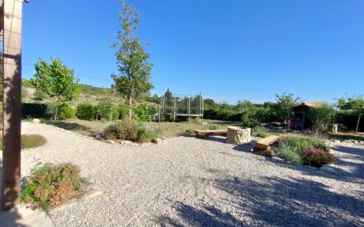 Maison 4 pièces 97 m² sur grand terrain