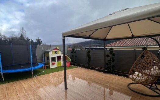 Maison mitoyenne 95 m2 GROISSIAT