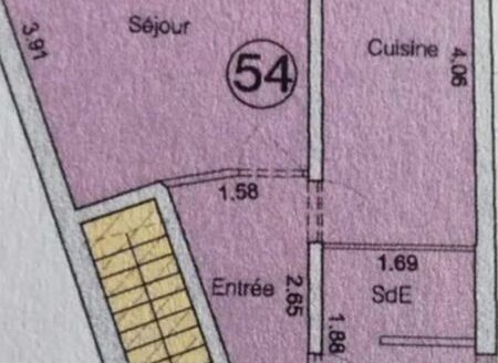 Appartement F1 avec cuisine séparée