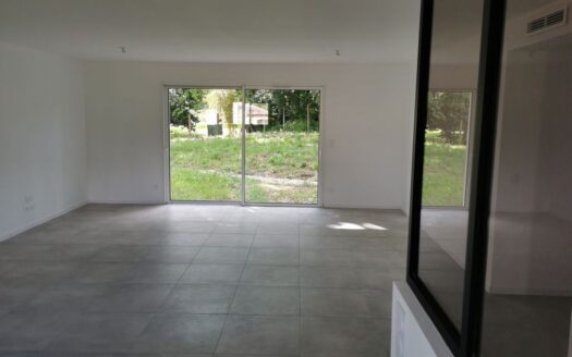 MAISON COMTEMPORAINE – LUMINEUSE, PASCIEUSE, PRETE A VIVRE