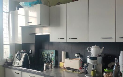 Appartement T3/T4 idéal Famille ou location étudiants – avec garage -Quartier Mermoz