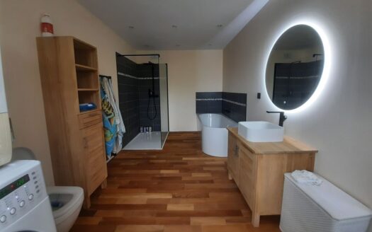 IDEAL INVESTISSEUR, CHARMANTE PROPRIETE EQUESTRE