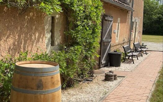 IDÉALE CHAMBRES D’HÔTES OU MAISON FAMILIALE- MAISON GIRONDINE DE CHARME