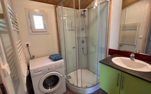 Charmant chalet en ossature bois type tiny house mais en mieux