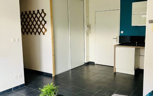 Charmant T2 en Rez-de-Jardin de 42 m² – Résidence Sécurisée de 2010