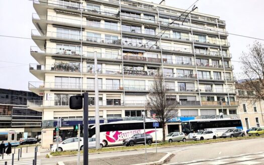 Exceptionnel appartement de 155 m² avec possibilité de cabinet professionnel ou appartement ind