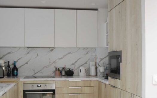 3 pièces 75 m² Paris 10E vue canal saint martin