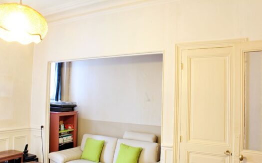 IDÉAL JEUNE COUPLE / INVESTISSEUR –  Appartement f2 avec jardin et garage privatif