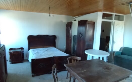 Maison en pierres à rénover – triangle d’or plateau Cordais – Tarn – Midi Pyrénées –