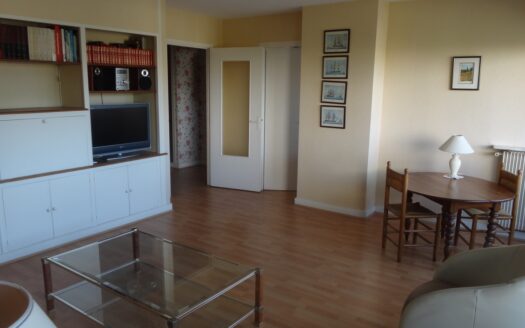 Appartement 4 pièces 85 m² avec balcon et box fermé Longjumeau