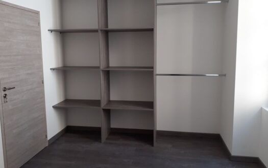 Appartement f2 + place de parking