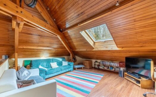Maison 8 pièces 220 m²