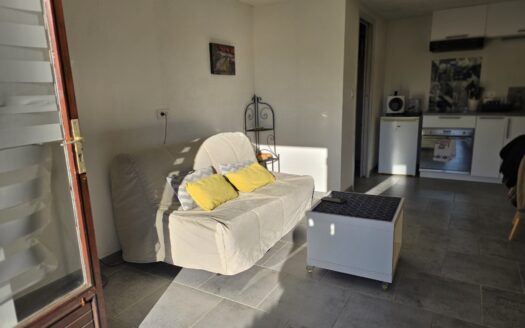 Charmante maison jumelée en duplex