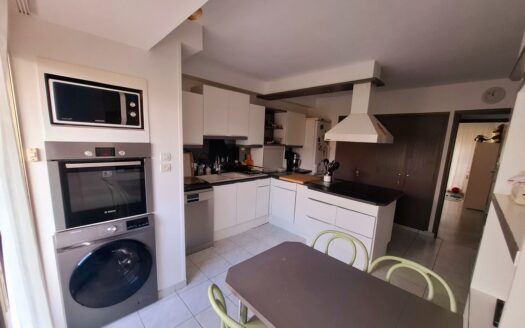 Appartement lumineux T5 à Hyères