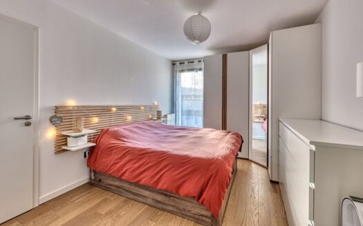 Appartement d’exception de 51m² avec jardin privatif 110m² avec 5 minutes à pied du RER A dans