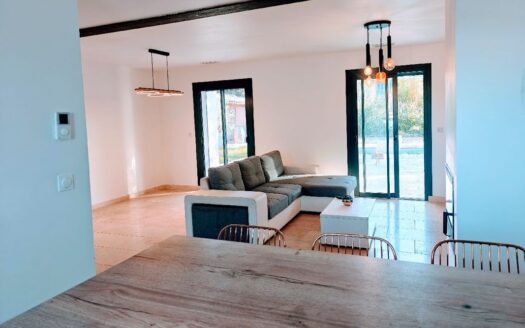 Vends villa 5 pièces 96m2
