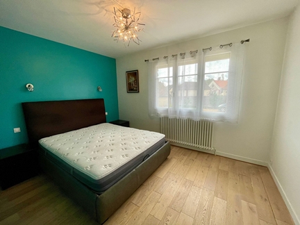 IDÉALE pour une VIE CALME et PRATIQUE – Maison de 90 m² avec jardin de 2551 m² !