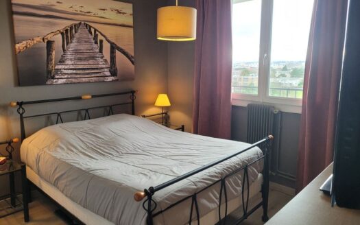 IDEAL COUPLE,FAMILLE,CHARMANT APPARTEMENT TRES LUMINEUX