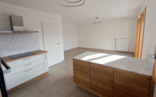 T3 lumineux 72 m² | Dernier étage | Résidence récente | Proche gare
