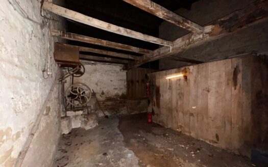 AMATEUR DE RENOVATION : Grange à Rénover – Projet Unique à Vouhé