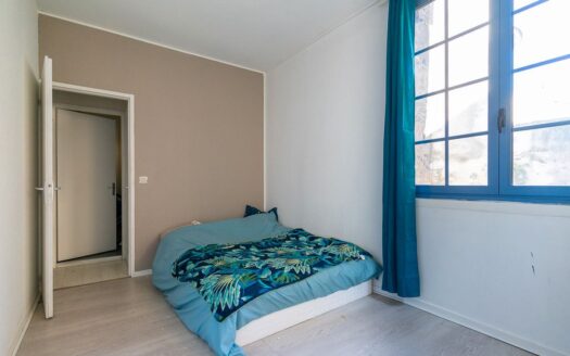 IDEAL INVESTISSEUR, CHARMANT T2 AVEC VU SUR CATHEDRALE