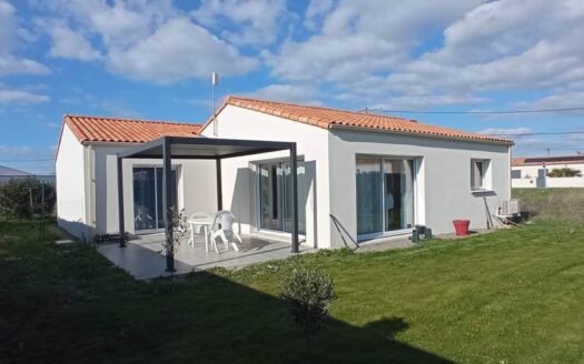Maison récente de 100 m2 habitable avec garage