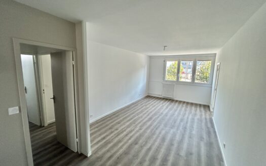 IDEAL INVESTISSEUR, CHARMANT APPARTEMENT AVEC BALCON ET GARAGE