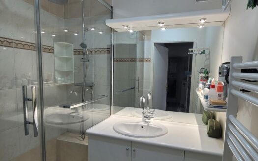 APPARTEMENT Rénové T3 MORANGIS 91420 + 1 PLACE de PARKING en S/sol Sécuriséé