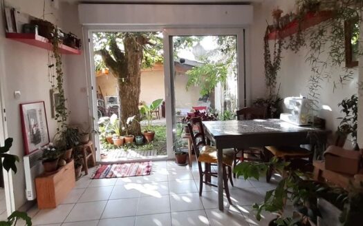 Maison de village 70m2 + jardin + garage