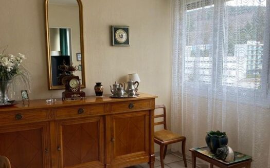 Appartement – 5 pièces – 97 m2