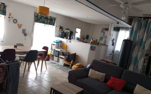 Ensemble de 3 maisons