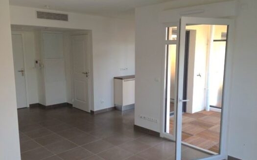 IDEAL INVESTISSEUR, CHARMANT STUDIO PROCHE DE LA PLAGE