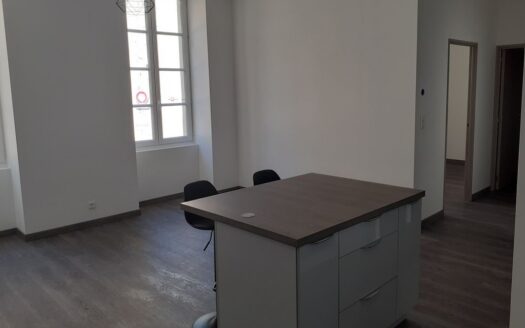 Appartement f2 + place de parking