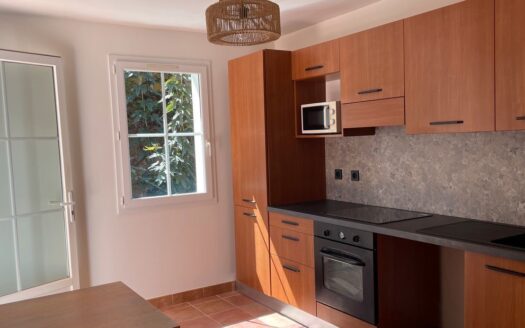 Villa récente 104m2 à Castries