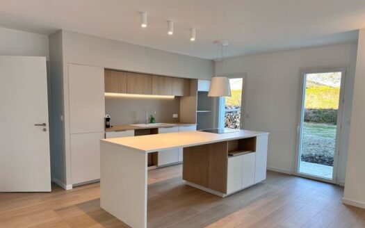 Maison 4 pièces 104 m2 avec un terrain de 538m2