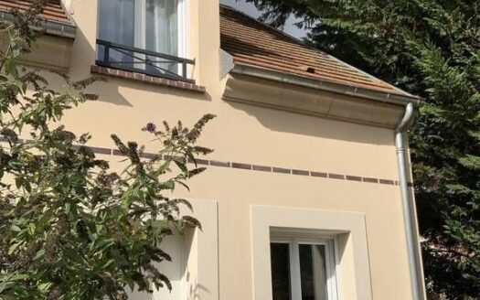MAISON COSY à 10 minute à pied de la gare