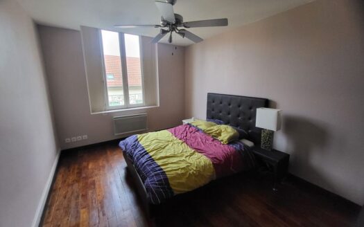 IDEAL COUPLE, APPARTEMENT LUMINEUX AVEC JARDIN PARTAGÉ