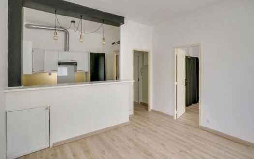 2P 40m2 + Cave