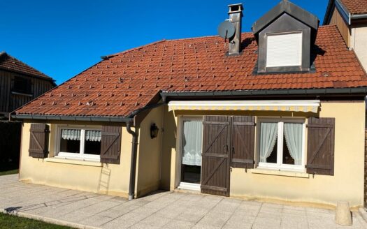 Maison – 3 chambres – 2 salles de bains – Calme Ensoleillé