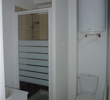 Studio avec garage